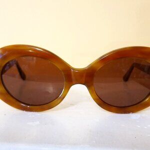 VINTAGE SUN GLASSES
